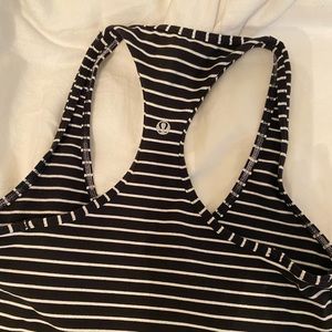 lulu striped tank!